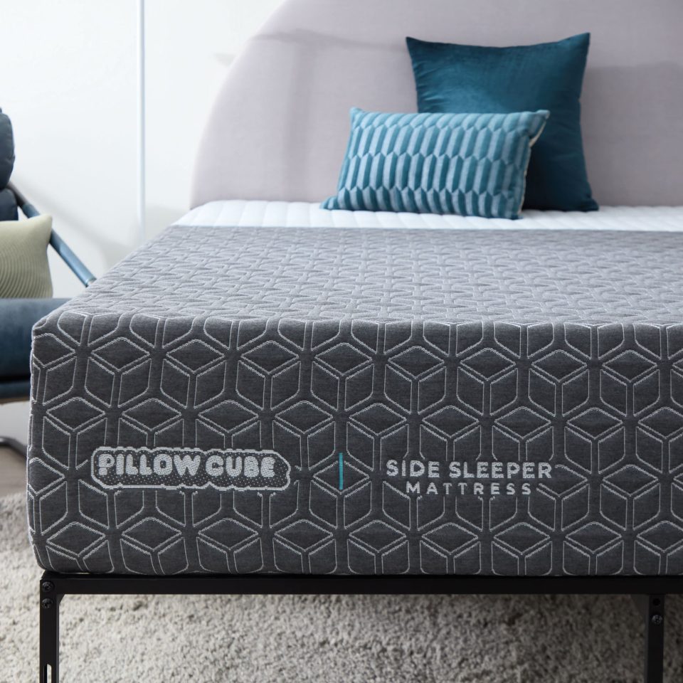 Pillow Cube Deluxe Hybrid Mattress